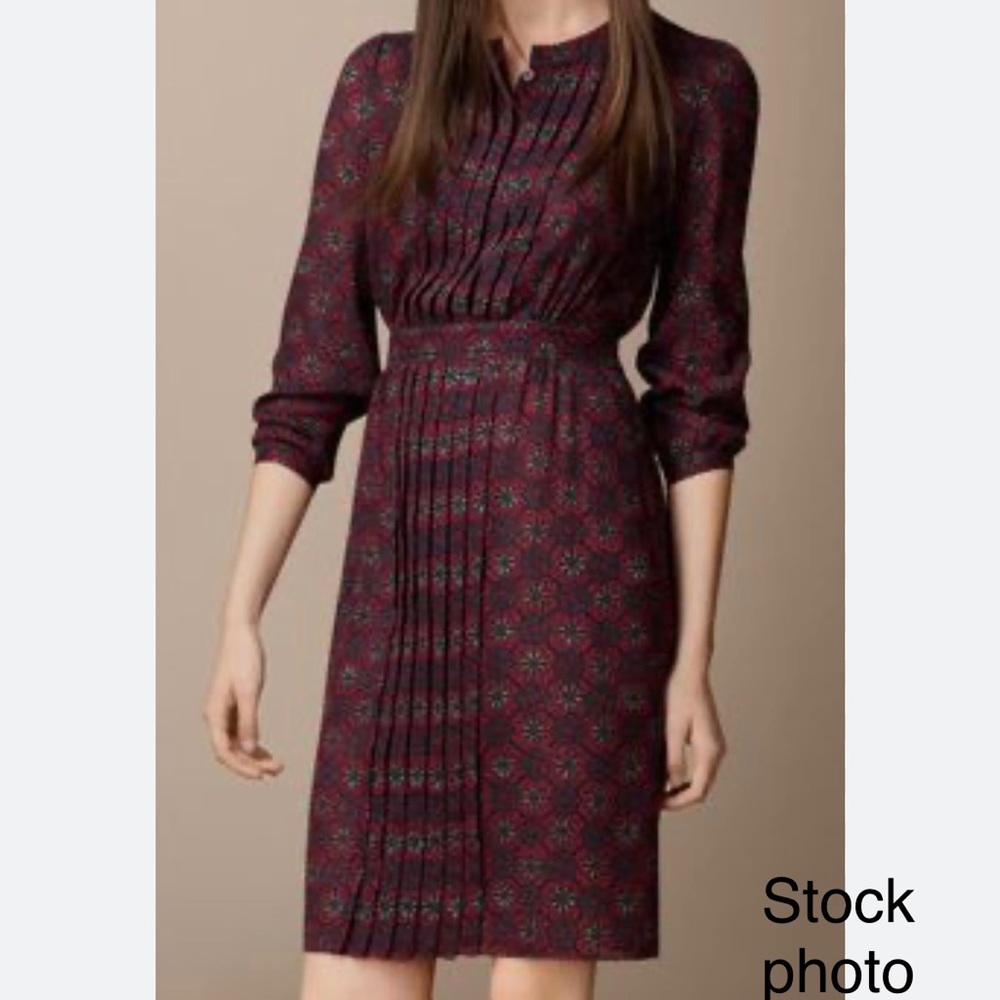 BNWOT BURBERRY FLORAL PLEATED DRESS